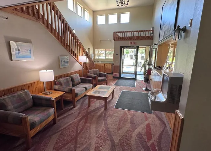 Northwoods Inn And Suites Ely