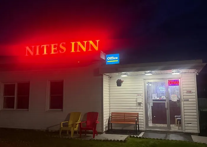Nites Inn Motel Cornwall