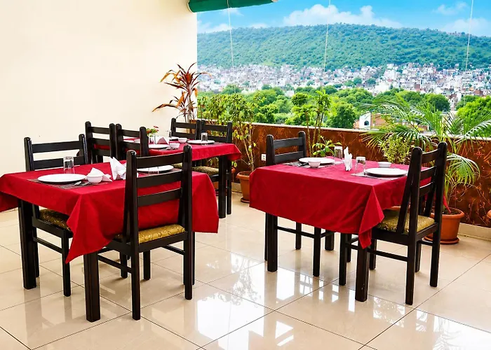 Hotel Sanobar Udaipur