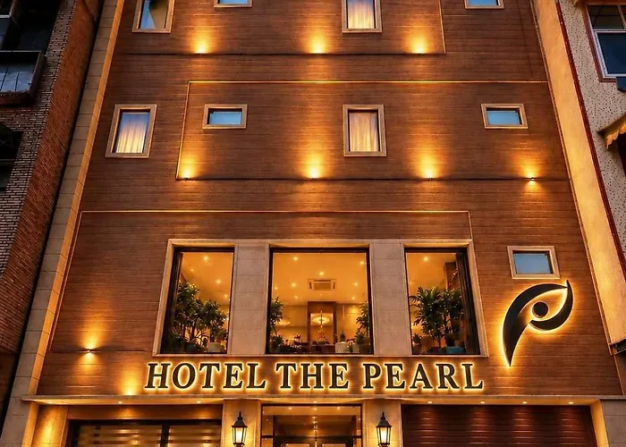 The Pearl- A Royal Residency Hotel New Delhi