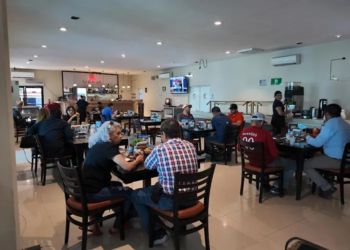Hotel Maioris El Diez Culiacán