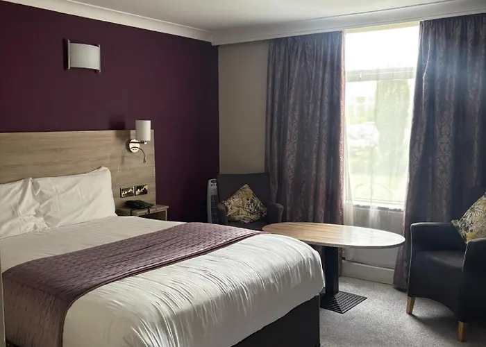 Treacys West County Conference And Leisure Centre Hotel Ennis