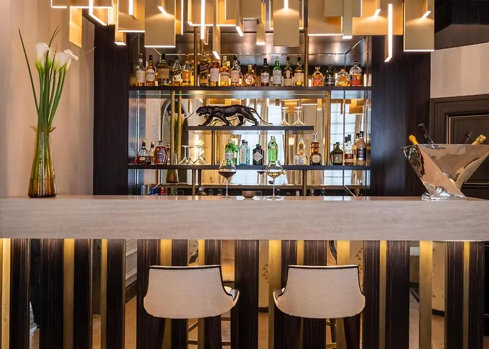 Hotel Elysia By Inwood Hotels Paris