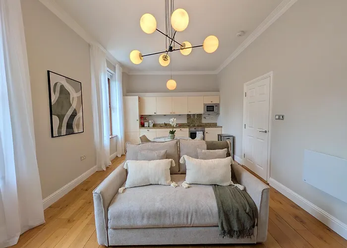 Crawford House - Scholarlee Living Apartments Cork
