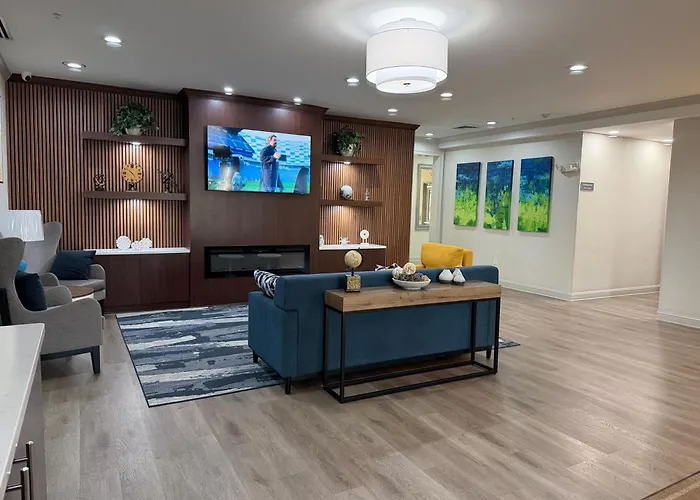 Comfort Inn & Suites Concord - Kannapolis