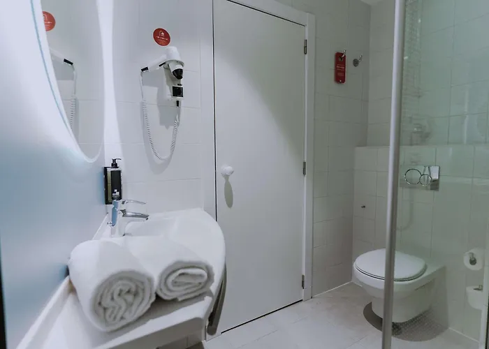 Ibis Barcelona Plaza Glories 22@ Otel