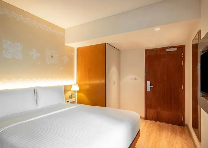 Hotel Ibis Mumbai Airport - An Accor Brand