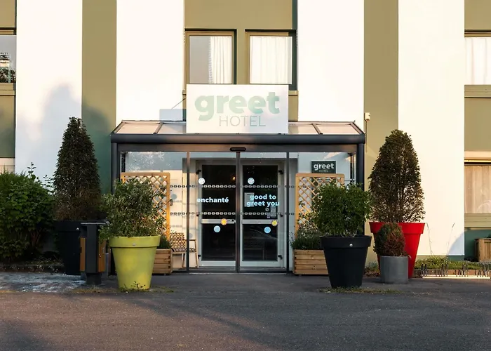 Greet Chartres Est Hotel