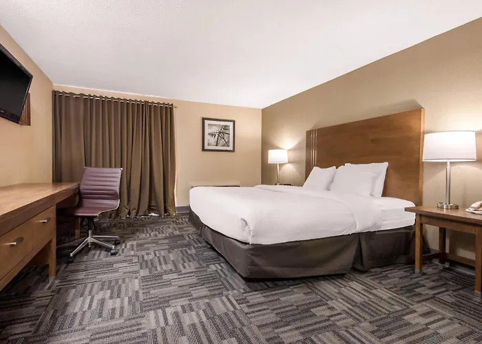 Quality Inn & Conference Centre Orillia