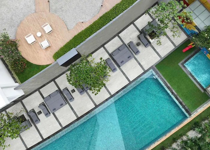 Pullman Jakarta Central Park