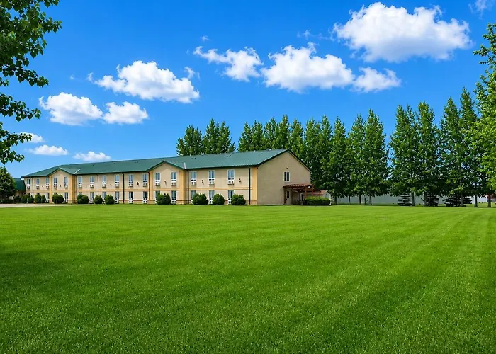 Super 8 By Wyndham Portage La Prairie Mb Hotel