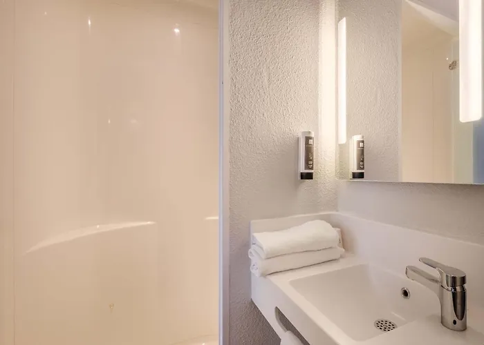 B&B Hotel Antibes Sophia Antipolis Biot