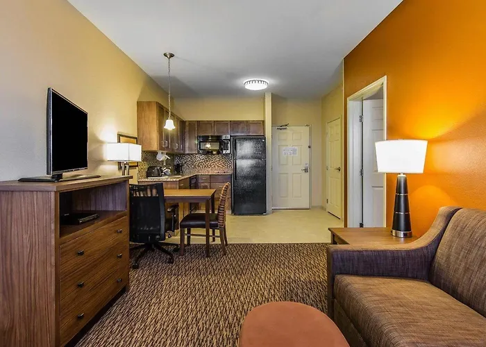 Mainstay Suites Watford City - Event Center