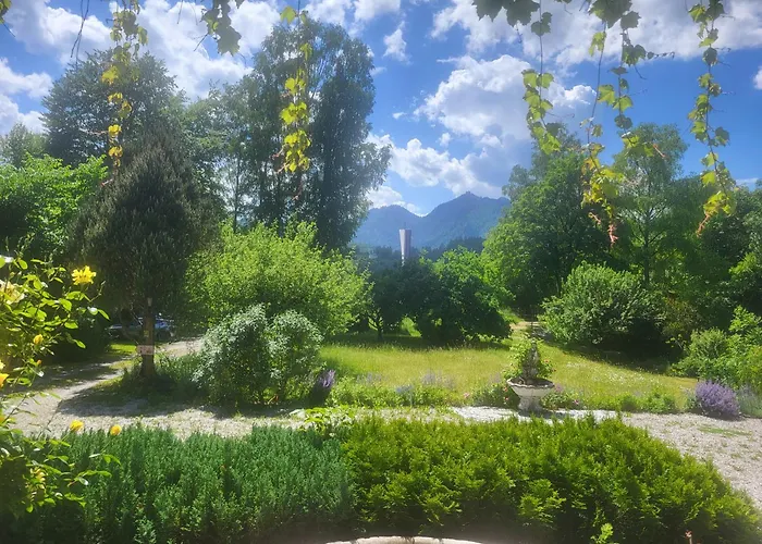 Pension Villa Bergkristall Eschenlohe