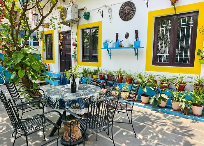 Iora Guest House Bharatpur