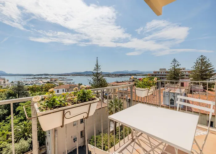 Antares Rooms And Suites Olbia