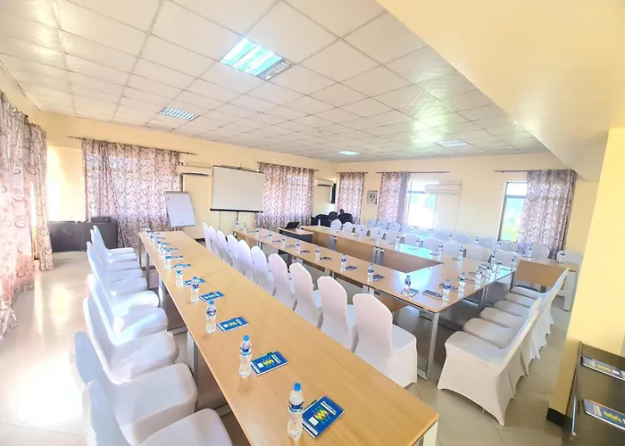 Dolphin Hotel Tanga