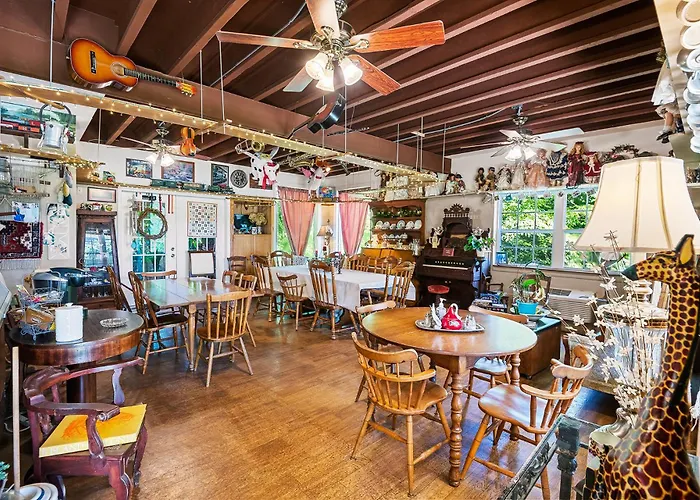 Nolichuckey Bluffs Bed & Breakfast Cabins Greeneville