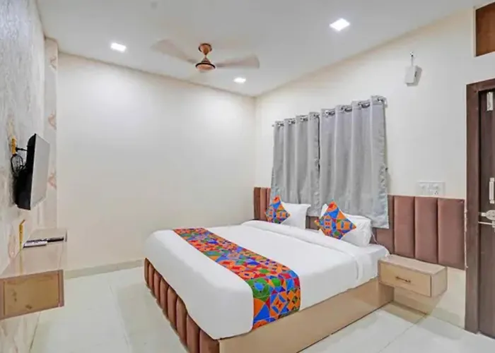 Fabhotel Amrit Residency Gurgaon