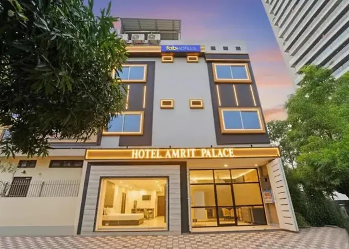 Fabhotel Amrit Residency Gurgaon