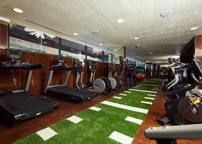 Bel Air Crest Hotel & Suites Accra