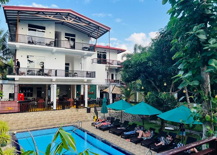 Hotel River Front Tissamaharama
