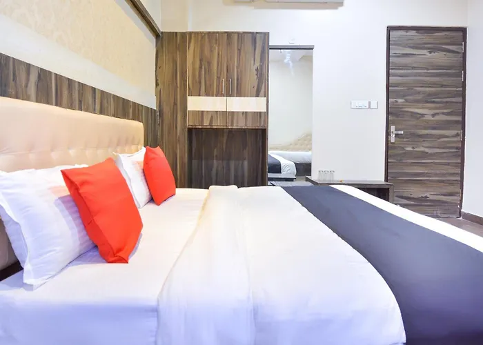 Capital O Moments Inn Amritsar