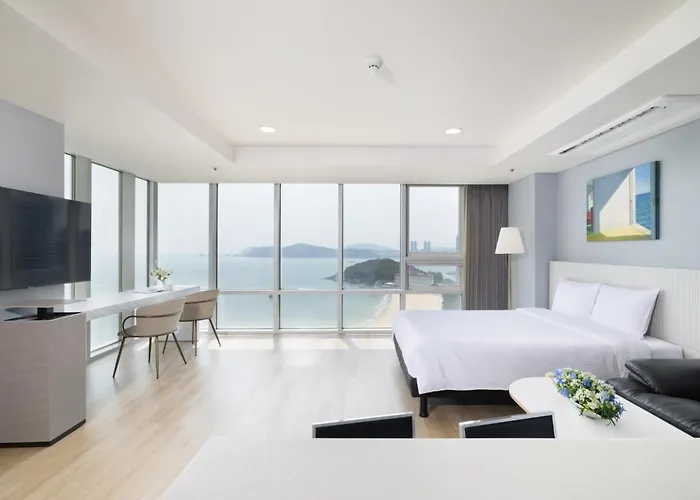 Haeundae Seacloud Hotel Residence Busan