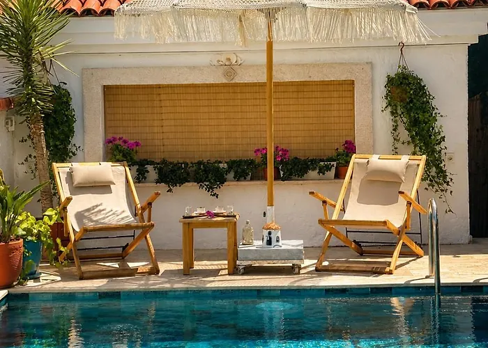 Alaçatı Albatross Hotel
