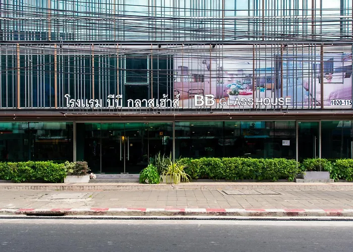 Bb Glass House Pattanakrn บีบี กลาสเฮ้าส์ พัฒนาการ Bangkok
