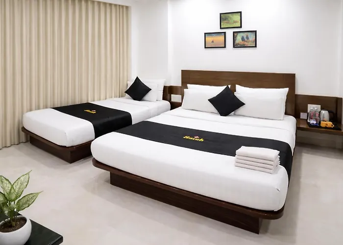 Saish Hotel Shirdi