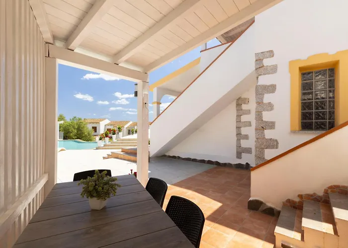 Residence Chiaro Di Luna San Teodoro 