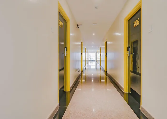 Capital O Royal Keys Near Brookfield Mall, Aecs Layout Bangalore