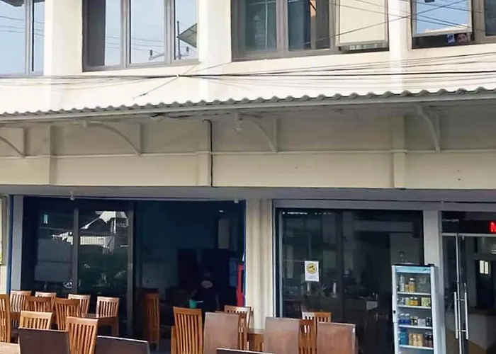Sas Guest House Mitra Reddoorz At Darmo Park 2 Surabaya