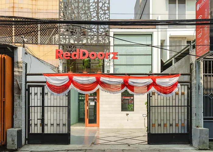 Reddoorz Near Seasons City Mall 3 Jakarta
