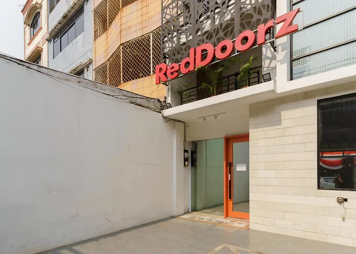 Reddoorz Near Seasons City Mall 3 Jakarta