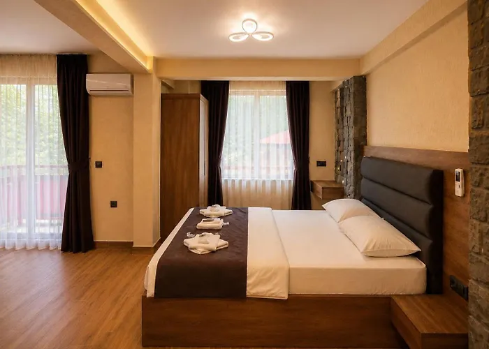 Kuloğlu Otel ve Restoran Uzungöl