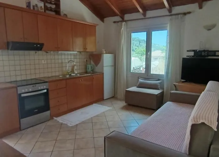 Lambrini Studios Parga