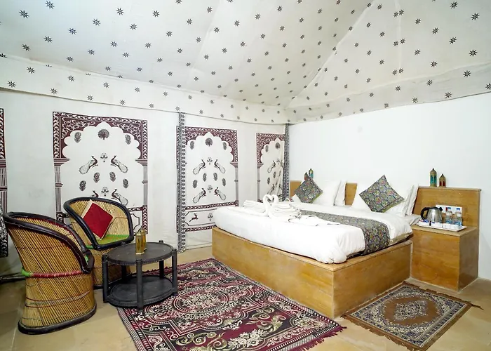 Moonstar Desert Camp Sam