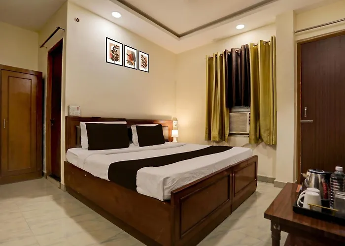Hotel O Rae Bareli Railway Junction Formerly Nova Resorts & Luxury Farm