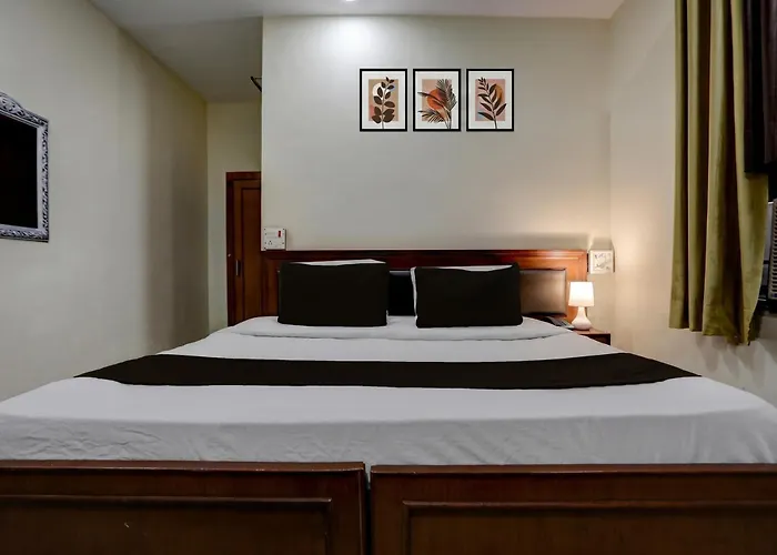 Hotel O Rae Bareli Railway Junction Formerly Nova Resorts & Luxury Farm