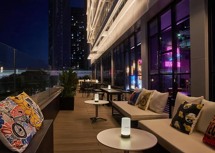Moxy Shenzhen North Station Hotel