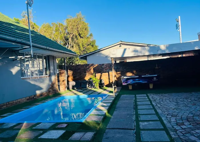 Ojong'S Court Bellville Cape Town
