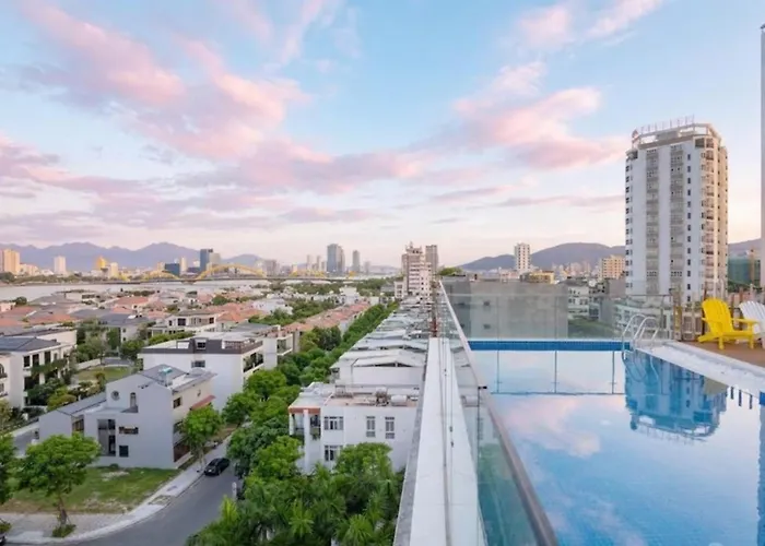 Santori Hotel And Spa Danang