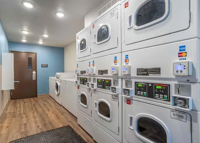 Extended Stay America Select Suites - Jackson - South Byram