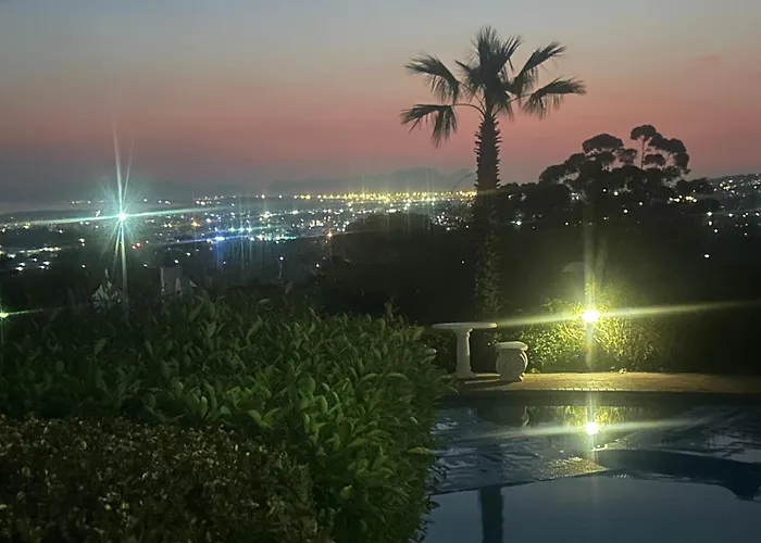 Innisfree Manor Somerset West