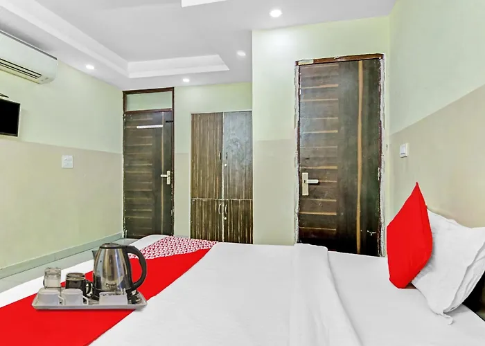 Super Hotel O Royal Green New Delhi