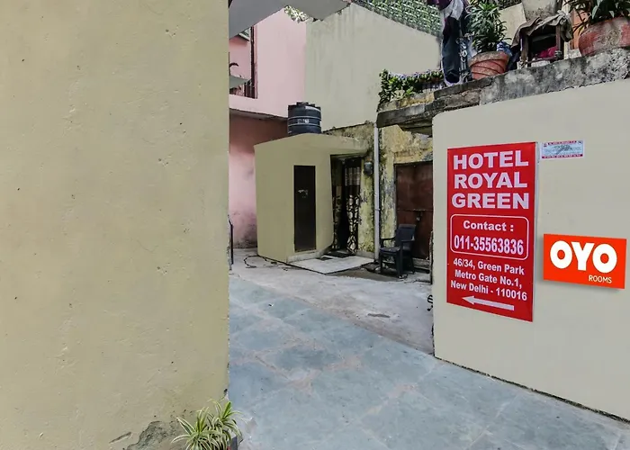 Super Hotel O Royal Green New Delhi
