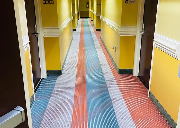 Mountain Inn & Suites - Dunlap Tn