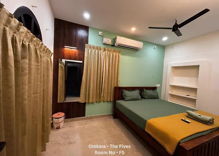 Omkara - The Fives Guest House Tiruvannamalai